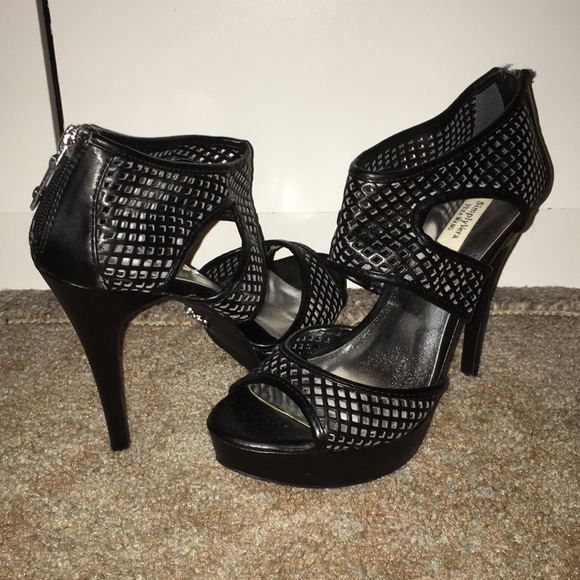 Simply Vera Vera Wang Shoes - Simply Vera Wang Open Toe Heels